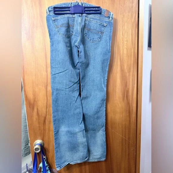 Abercrombie & Fitch Madison Flare Jeans - Picture 3 of 5